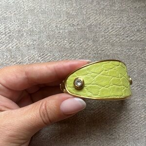 NWT Henri Bendel Alligator Leather Hair Clip 🐊